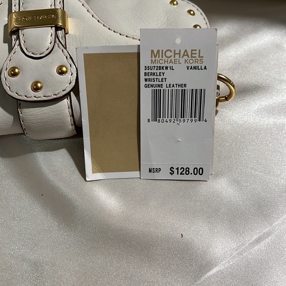 Michael Kors mini wristlet - Picture 5 of 5